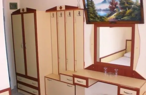 ريد روز هوتل Photos