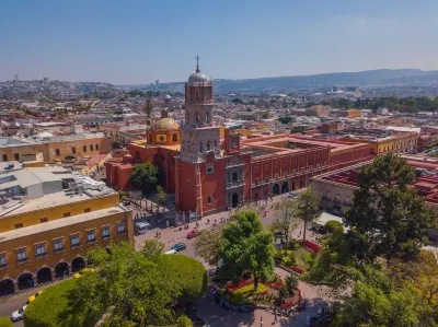 Amplio Departamento, Seguridad, Ubicación P.b. Hotels in 