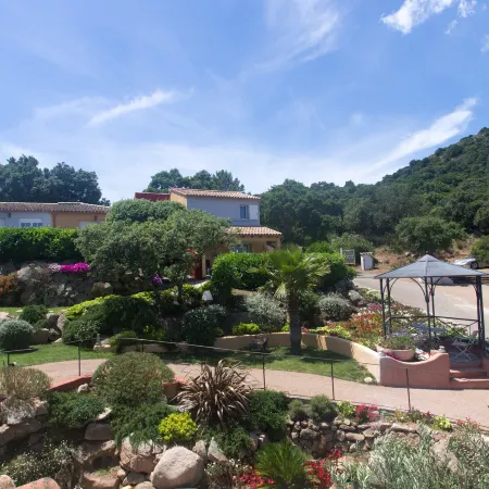 Le Roc E Fiori Hotel - Teritoria