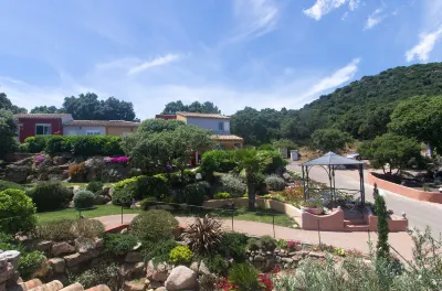 Le Roc E Fiori Hotel - Teritoria