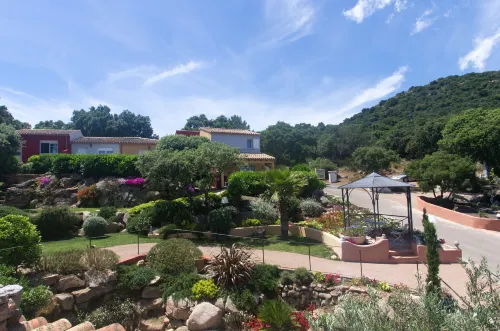 Le Roc E Fiori Hotel - Teritoria