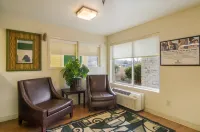 HomeTowne Studios Denver - Glendale/ Cherry Creek فنادق في غليندال