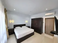 Toba Beach Hotel Hotels in Tomok