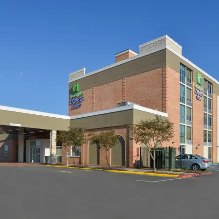 Holiday Inn Express & Suites SHREVEPORT - DOWNTOWN by IHG