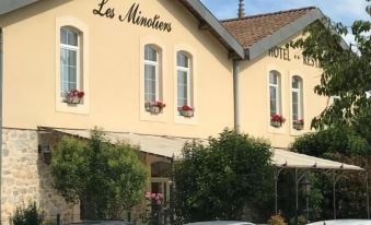 Logis Hotel Restaurant les Minotiers