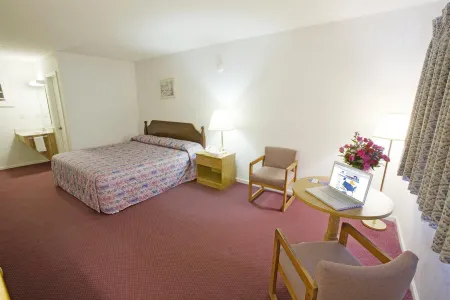 Americas Best Value Inn Jonesville Отели в г. Ронда