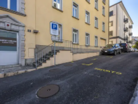 GuestHouse Lugano Apartments by LR ルガノのホテル