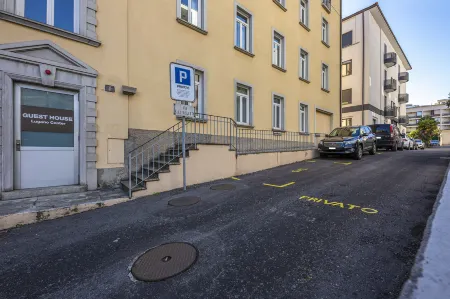 GuestHouse Lugano Apartments by LR