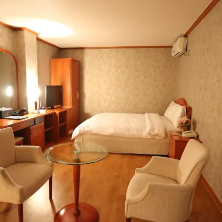Munkyung Tourist Hotel