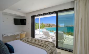 The Island Concept Luxury Boutique Hotel Heated Pool