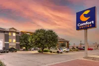 Comfort Suites Clovis North - parking