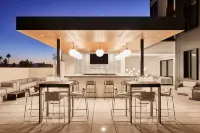 Senna House Hotel Scottsdale, Curio Collection by Hilton