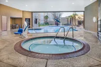 Wyndham Sacramento Hotels in McClellan Park