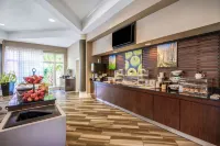La Quinta Inn & Suites by Wyndham Myrtle Beach Broadway Area Отели в г. Миртл Бич