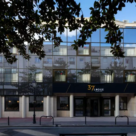 Aparthotel 37 Lodge Courbevoie Paris La Défense