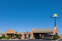 Days Inn by Wyndham Chowchilla Gateway to Yosemite - Pet friendly