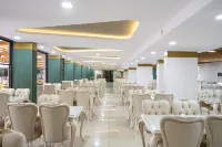 Blue Star Hotel فنادق في Oludeniz Mahallesi