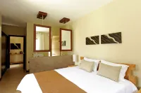 Athena Villas by Fine & Country Hôtels à : 