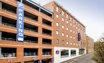 6. Luton To..