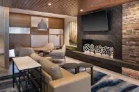 Fairfield Inn & Suites Memphis Arlington - parking