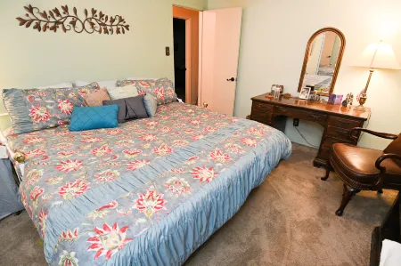 Comfortable Luxury, Superior Quality, Two Bedrooms Отели рядом с достопримечательностью «Университет Юг Алабама»