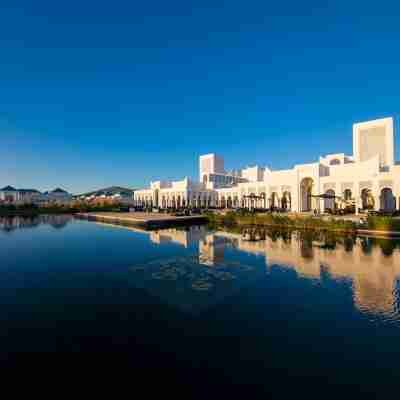 Banyan Tree Tamouda Bay Hotel Exterior