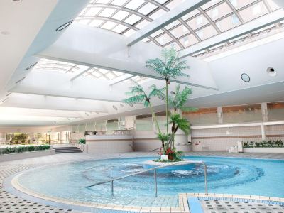 屋内プール リーガロイヤルホテル 大阪の写真