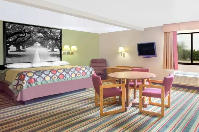 Super 8 by Wyndham Champaign Hotels in Champaign