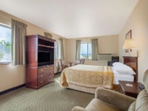 Super 8 by Wyndham Butte MT ビュートのホテル