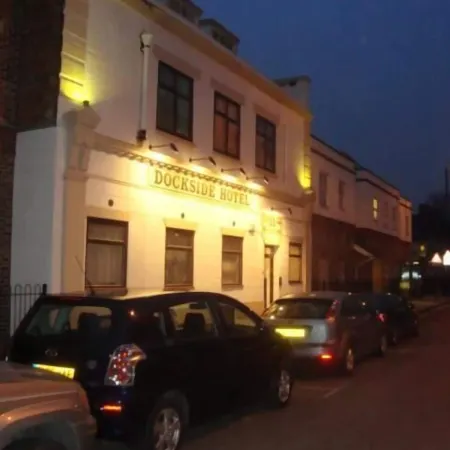 Dockside Hotel Отели рядом с достопримечательностью «Уоппинг»