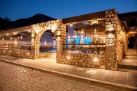 Enjoy Villas Hotels in der Nähe von Schwarzer Strand von Kamari