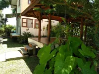 Churn Yuen Pai by Gampanat Guesthouse