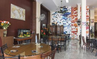 Lodge 61 Hotel - Housity