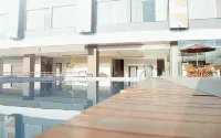 Zenith Premiere Hotel Baubau Hoteles en Wolio
