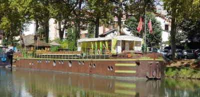 Péniche Amboise Maison d'Hôtes Flottante Toulouse Centre Hotels in Toulouse East
