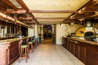 Hotel Azofra Hotels in Alfoz de Quintanaduenas