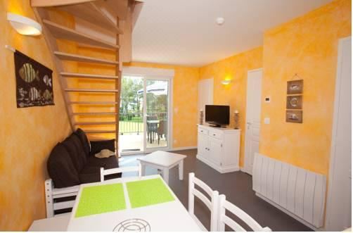 Residence le Bois Flotté-Merville-Franceville-Plage Updated 2023 Room  Price-Reviews & Deals | Trip.com