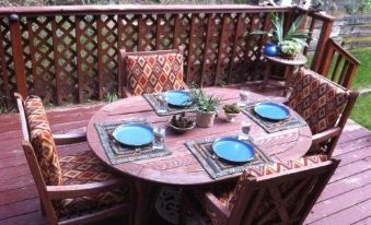 Elk Run Bed and Breakfast - Housity