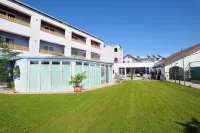 Sporthotel Podersdorf Hotels near Altstadt Rust