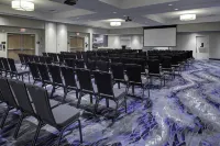 Fairfield Inn & Suites Allentown West Hotels in Breinigsville