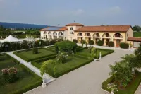 Villa Serena Agriturismo Отели в г. 