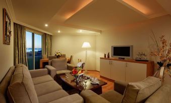 Crystal Admiral Resort Suites & Spa - Ultimate All Inclusive