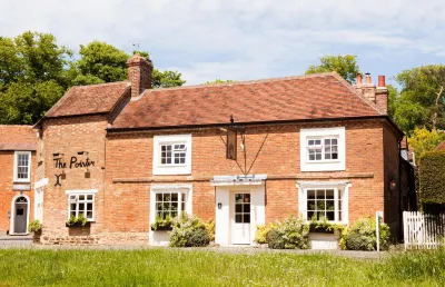 The Pointer Hotels in Aylesbury Vale District