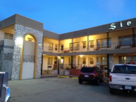 Siesta Motel Hotels in Havre