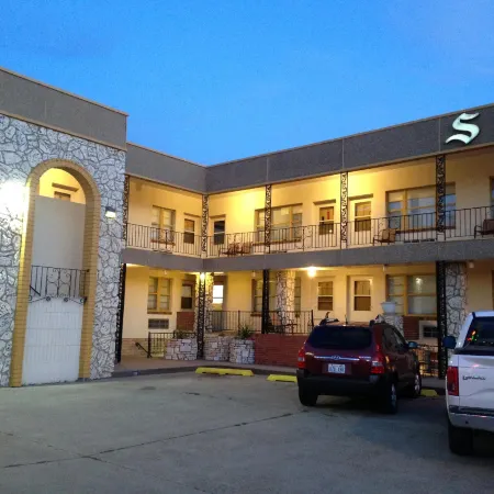 Siesta Motel