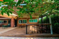 DD Place Hotels in Suphan Buri