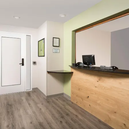 Extended Stay America Select Suites - Omaha - Southwest