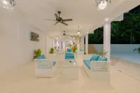 White Sand Dhigurah Hotels in Nalaguraidhoo