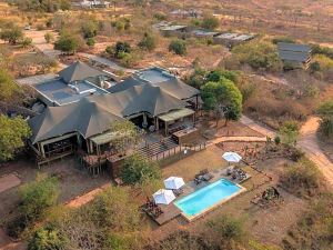 Ndhula Luxury Tented Lodge