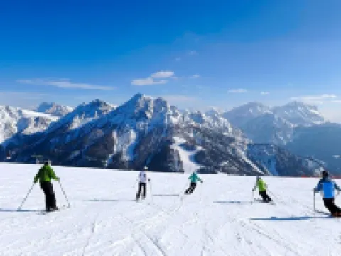Garni Schorneck Hotels in Brunico